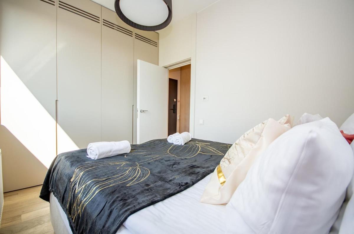 Inpoint 2-rooms With Bath, Balcony, Parking And View - Wawel Castle Apartment Krakau