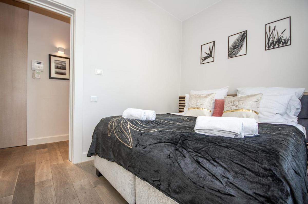 Inpoint 2-rooms With Bath, Balcony, Parking And View - Wawel Castle Apartment