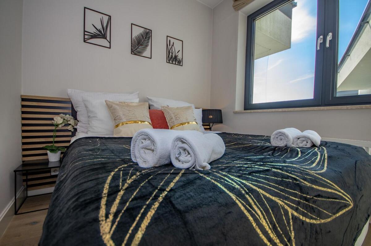 Inpoint 2-rooms With Bath, Balcony, Parking And View - Wawel Castle Apartment